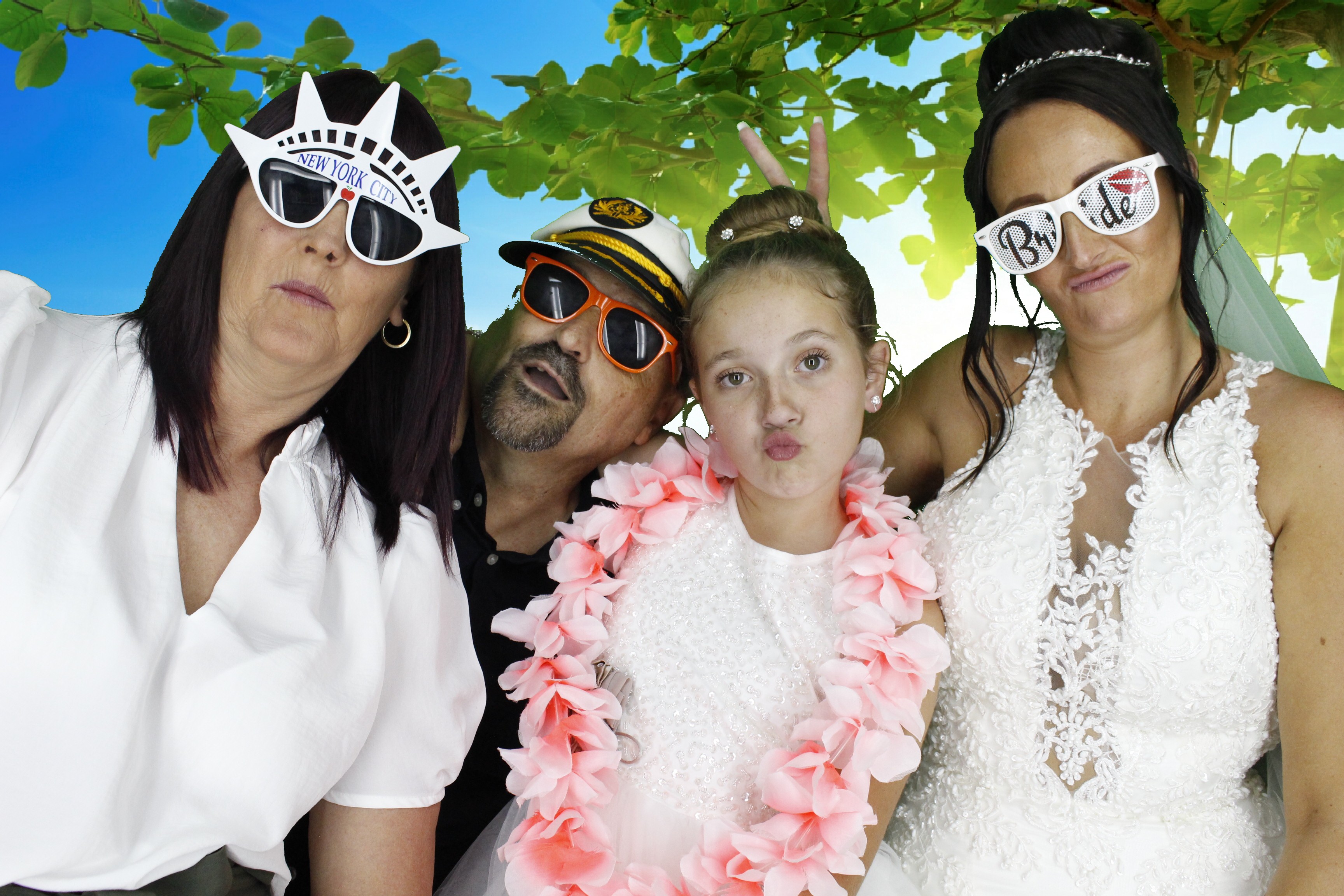 Hollie Mills | View more photos from the event at gallery.myphotoboothexperience.co.uk/u/MyPhotoBoothExperienceLtd/Hollie-Mills